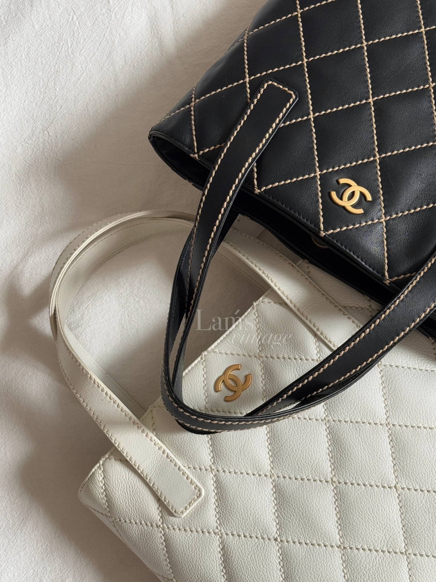 稀有好成色!Vintage Chanel white vivian tote🩶