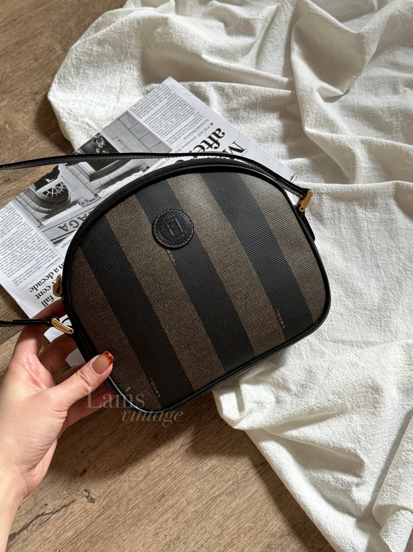 Vintage Fendi pequin crossbody bag🫒