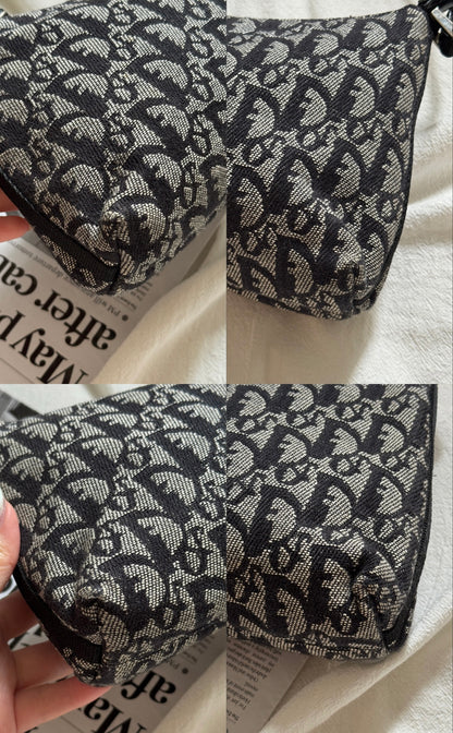 Vintage Dior dark navy trotter bag⚓️