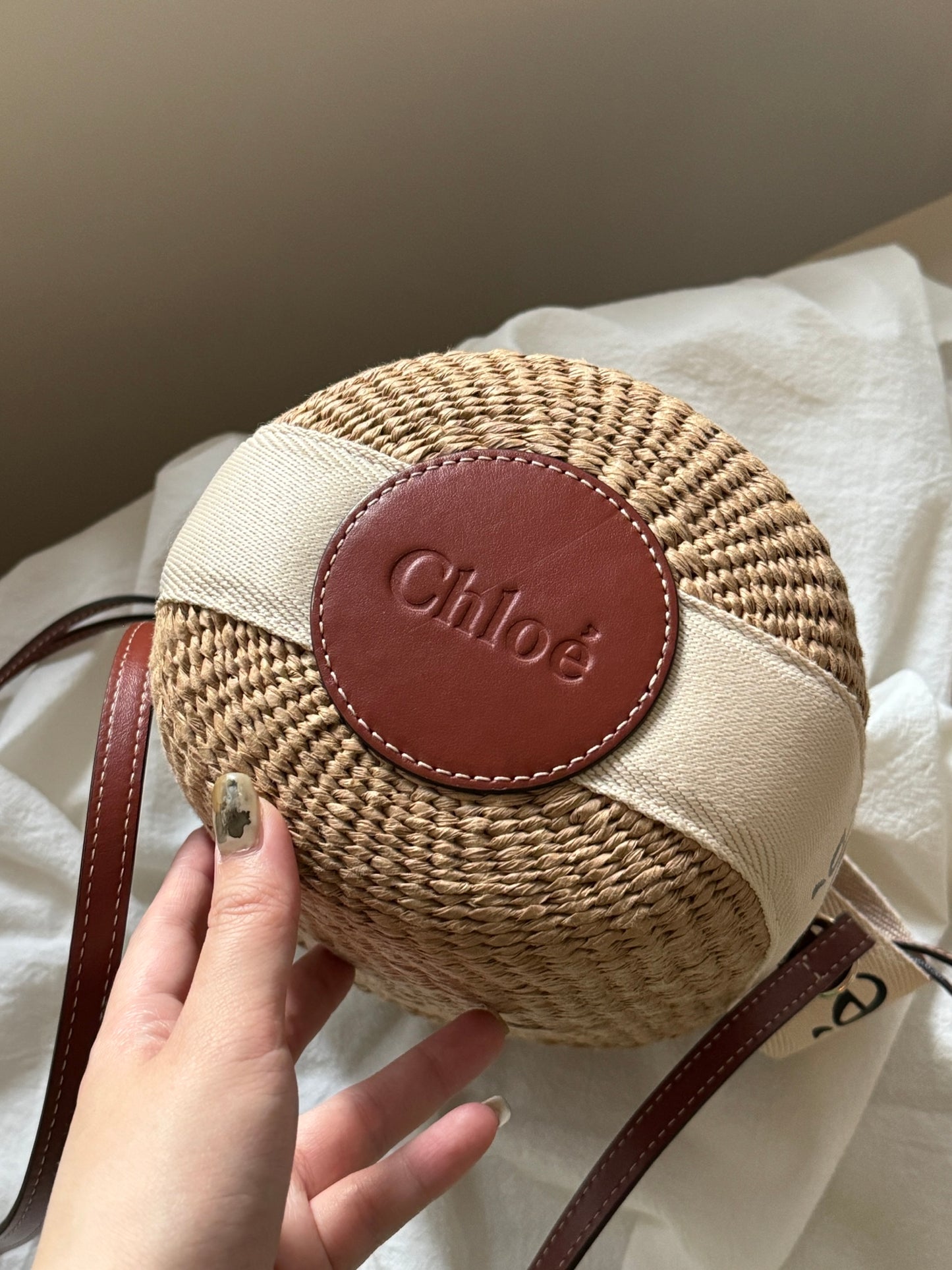 Chloe woody bucket