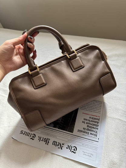 Vintage Loewe Amazona 28