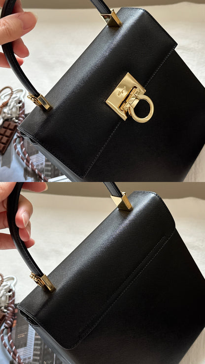 Vintage Salvatore Ferragamo黑金博物館包🪐