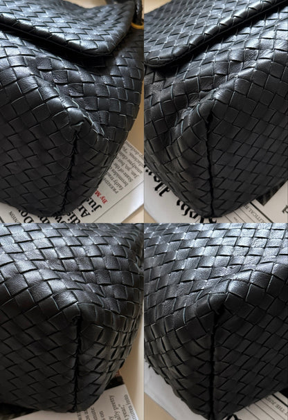 Vintage Bottega Veneta black leather flap bag🧸