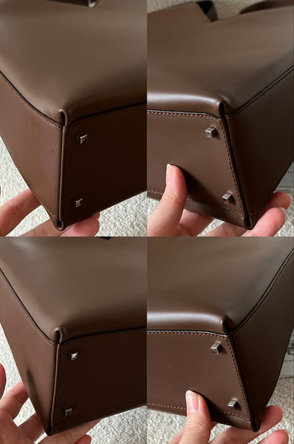 Vintage Salvatore Ferragamo leather shoulder bag