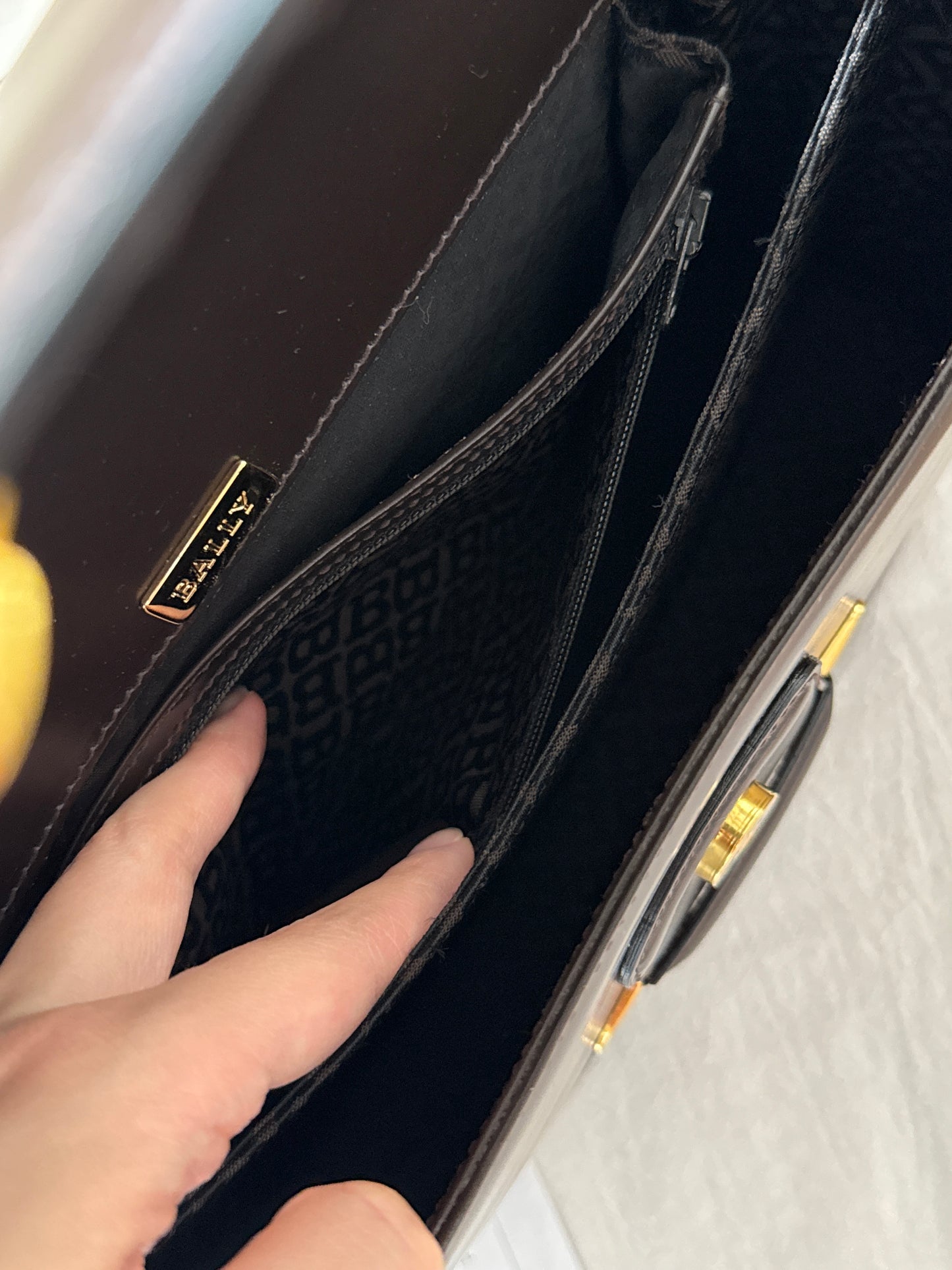 Vintage Bally 2-way leather bag🍩