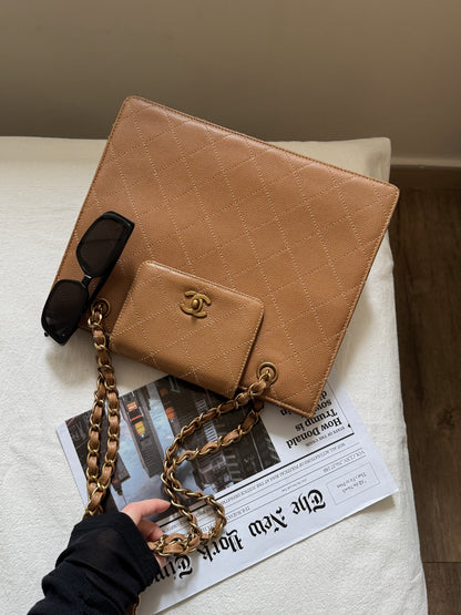 Vintage Chanel wild stitch荔枝牛皮tote bag🧋