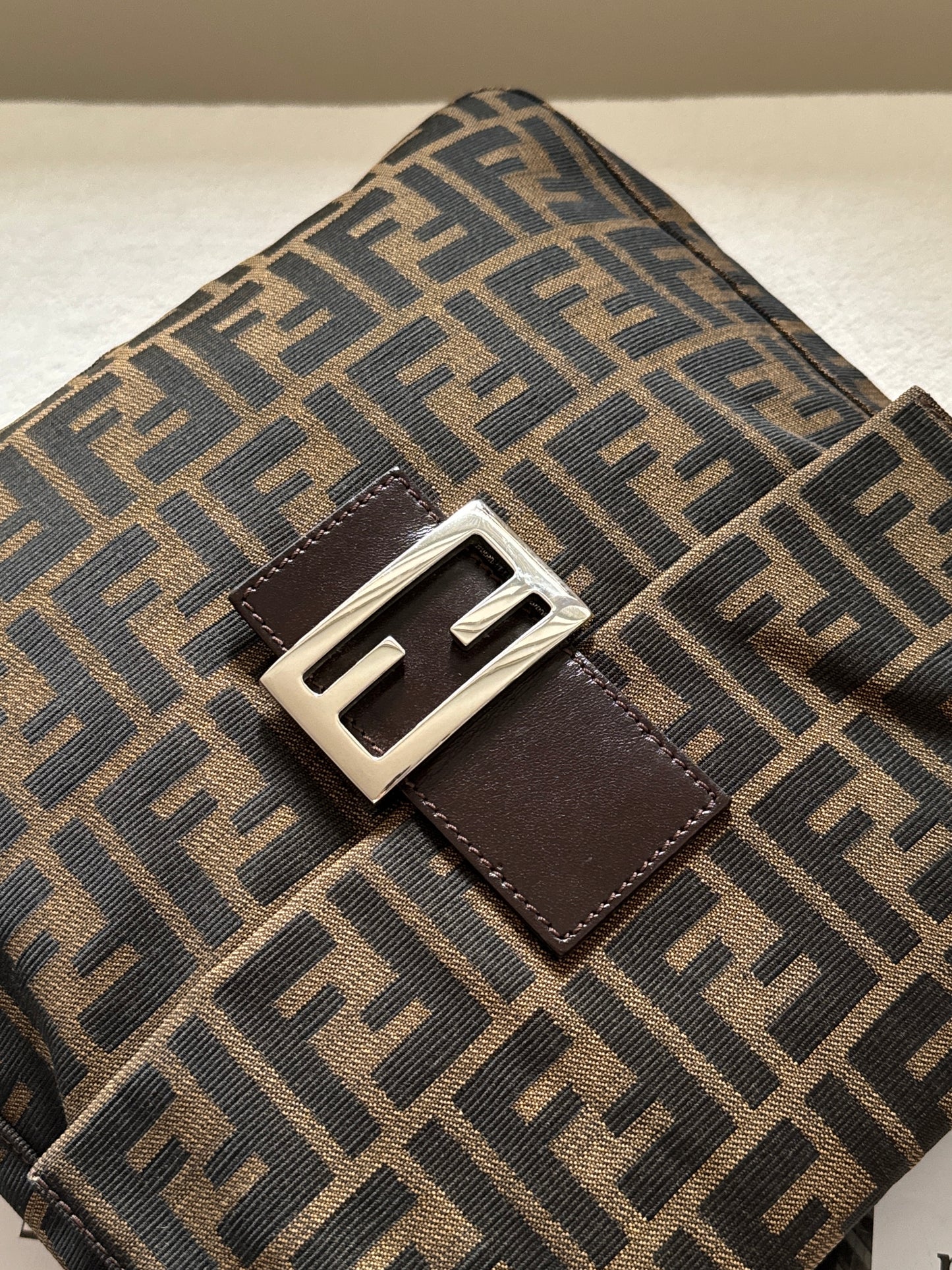 Vintage Fendi zucca square baguette 🥖