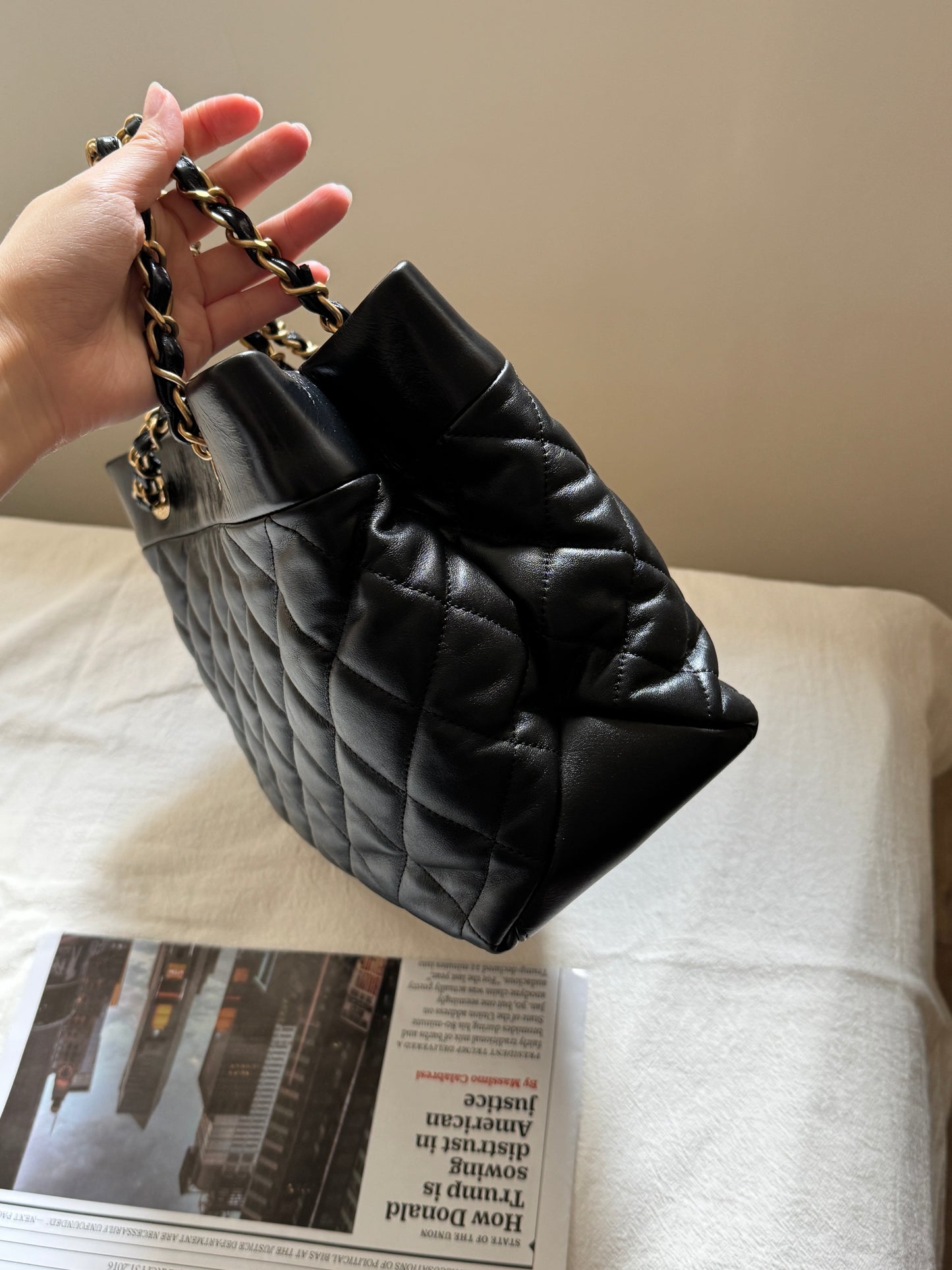 Vintage Chanel calfskin tote bag💫