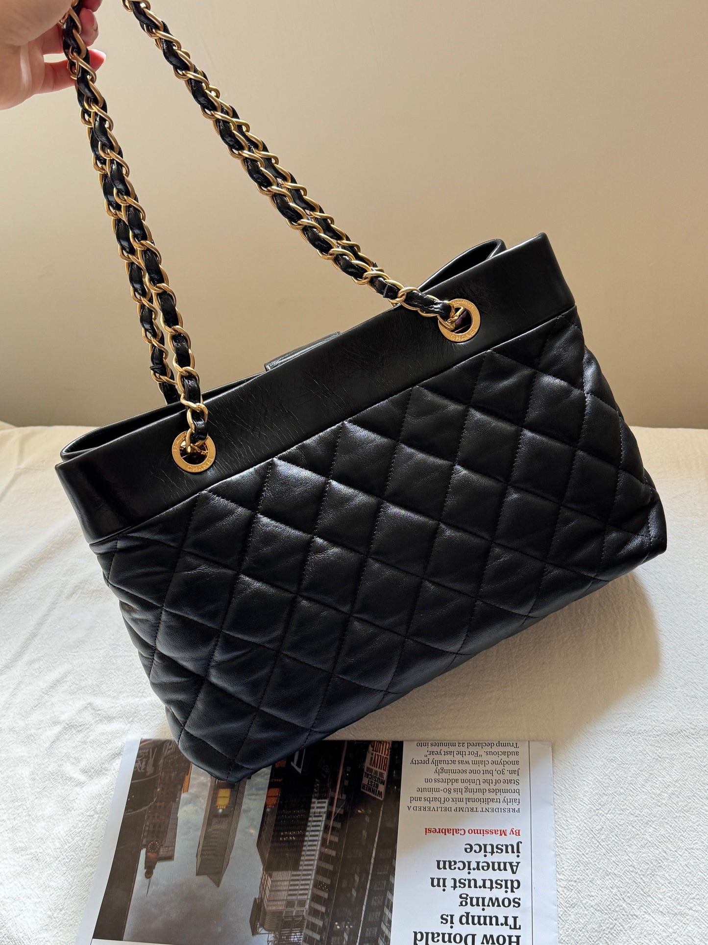 Vintage Chanel calfskin tote bag💫