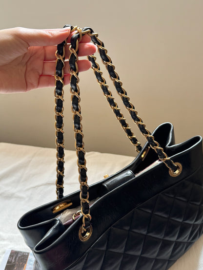 Vintage Chanel calfskin tote bag💫