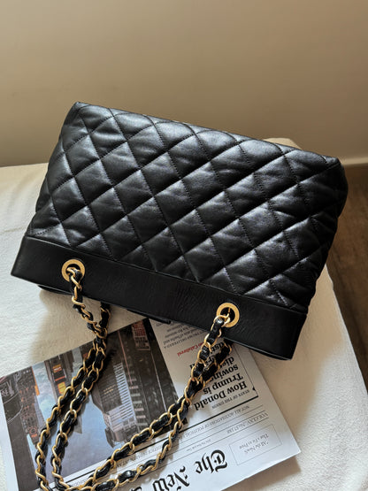 Vintage Chanel calfskin tote bag💫