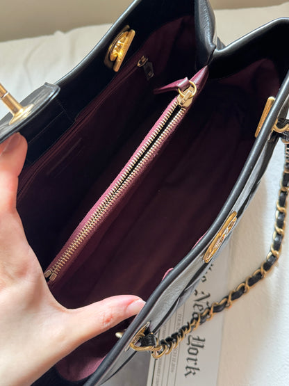 Vintage Chanel calfskin tote bag💫