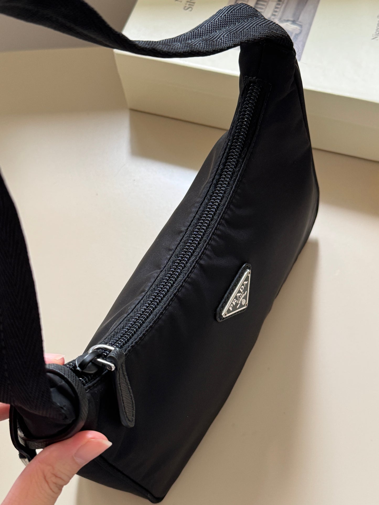 Pre-owned Prada re-edition nylon hobo🕶️