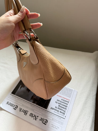 Vintage Prada beige leather hobo bag🌙