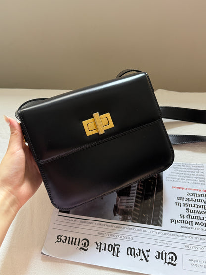 Vintage Celine turnlock豆腐包💫