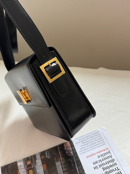 Vintage Celine turnlock豆腐包💫