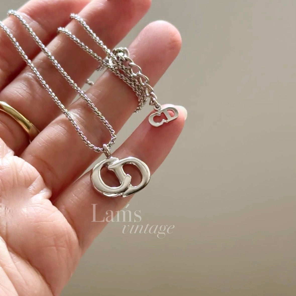 罕有銀色 Vintage Dior CD necklace✨