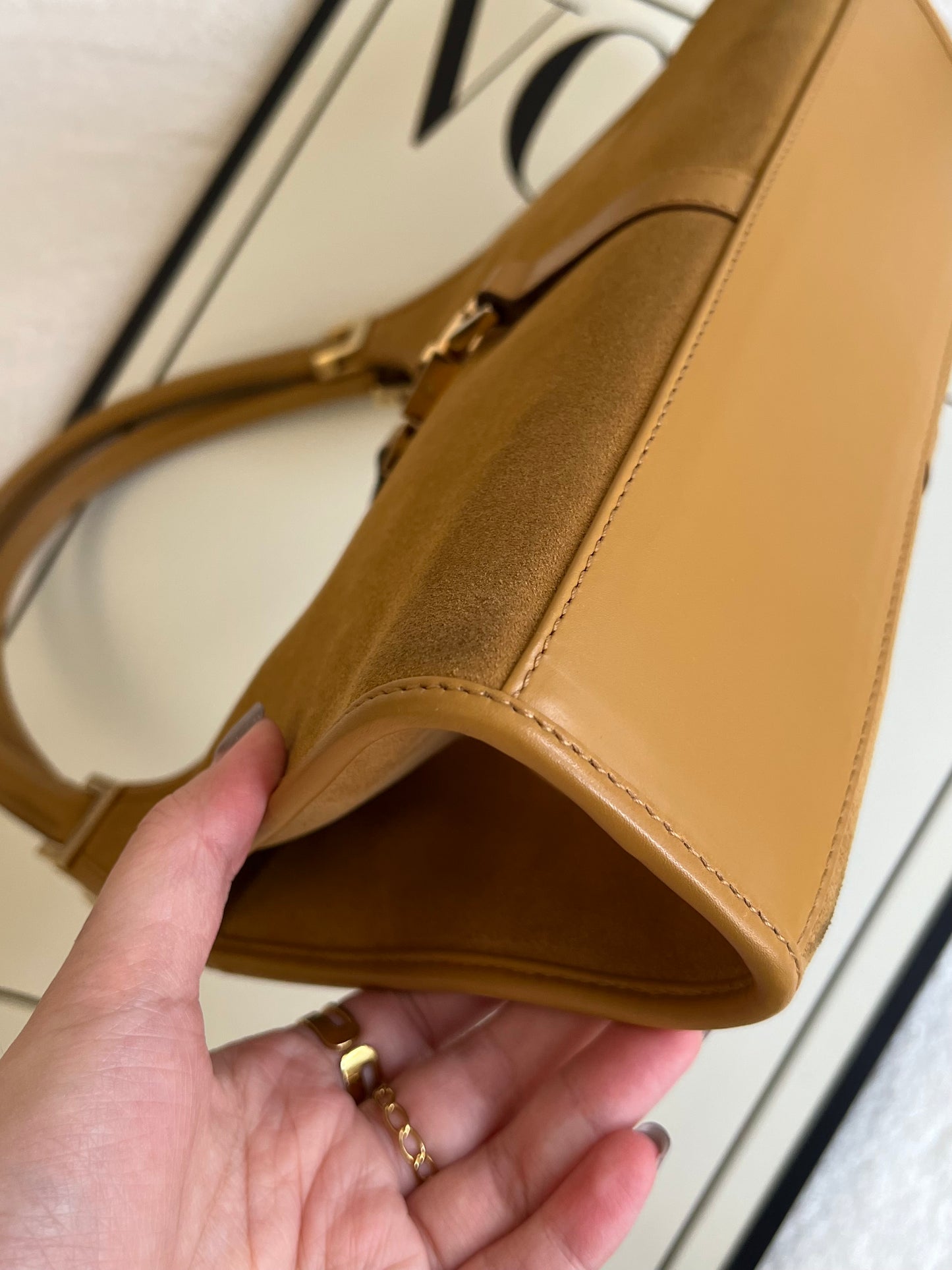 Vintage Gucci caramel suede jackie bag