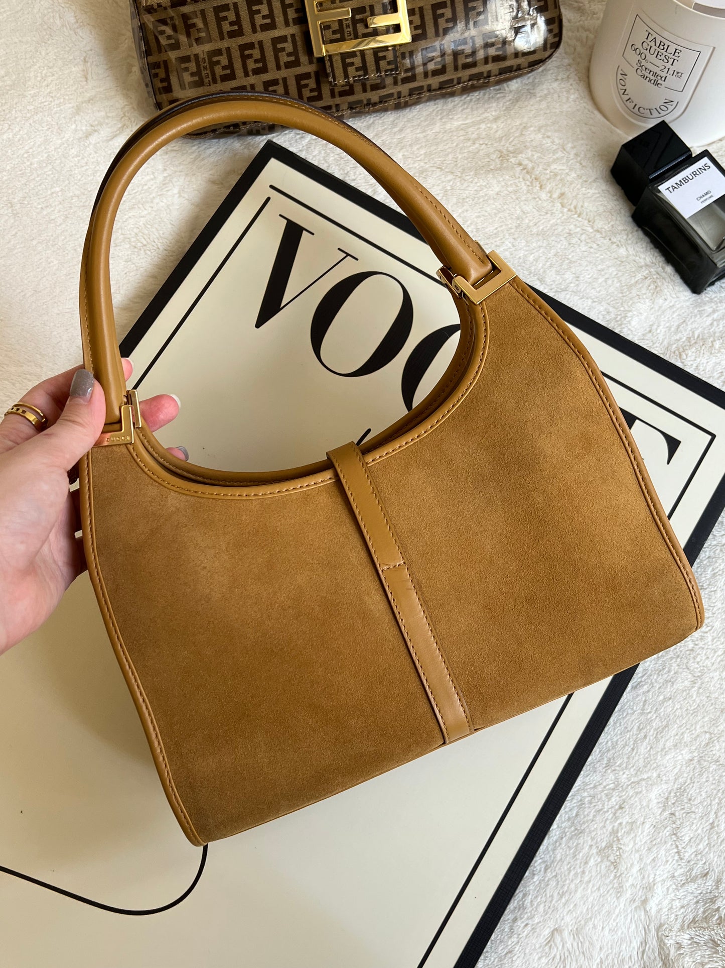 Vintage Gucci caramel suede jackie bag