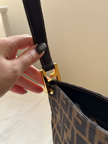 Vintage Fendi zucca square tote🫒