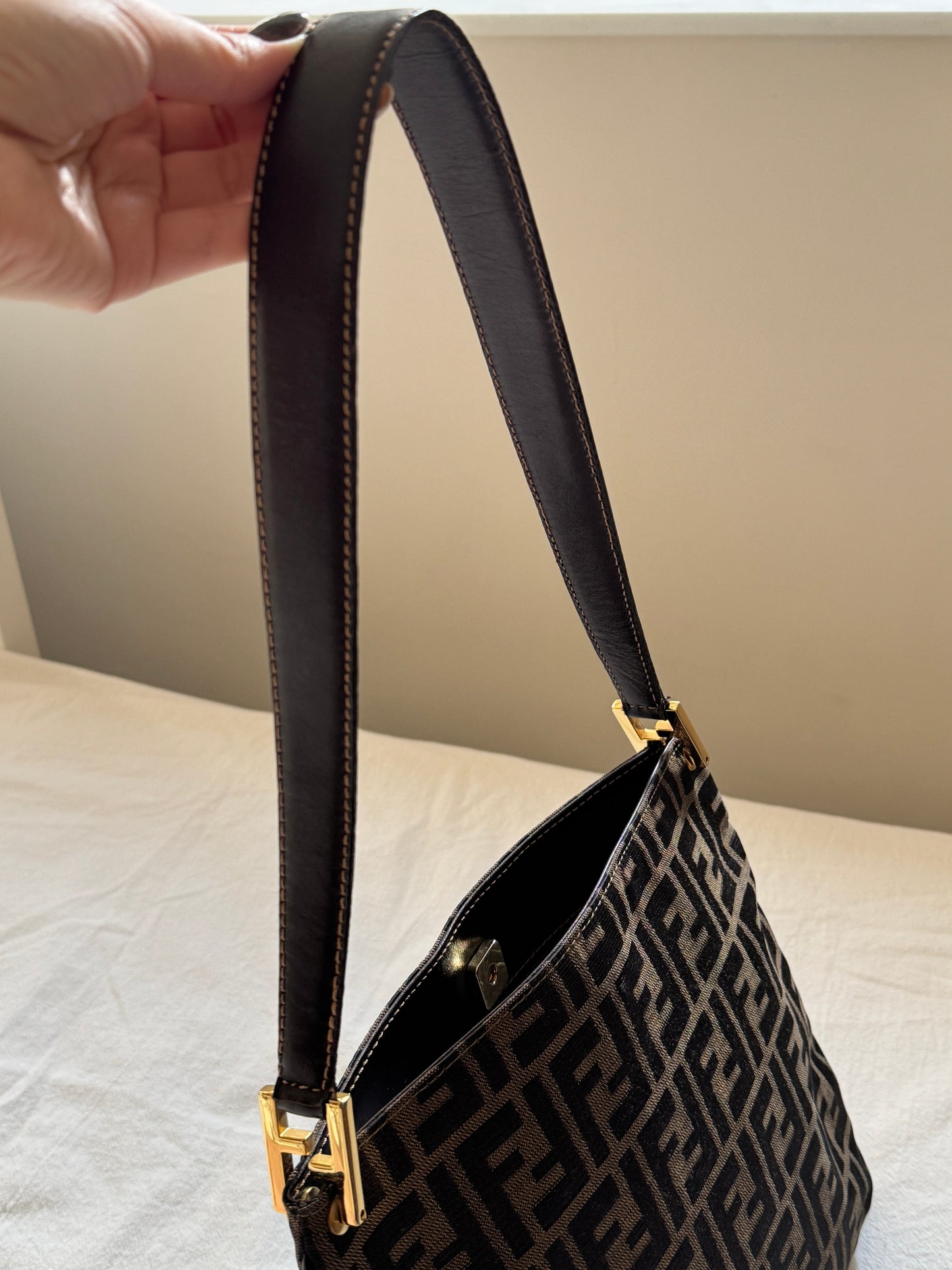 Vintage Fendi zucca square tote🫒