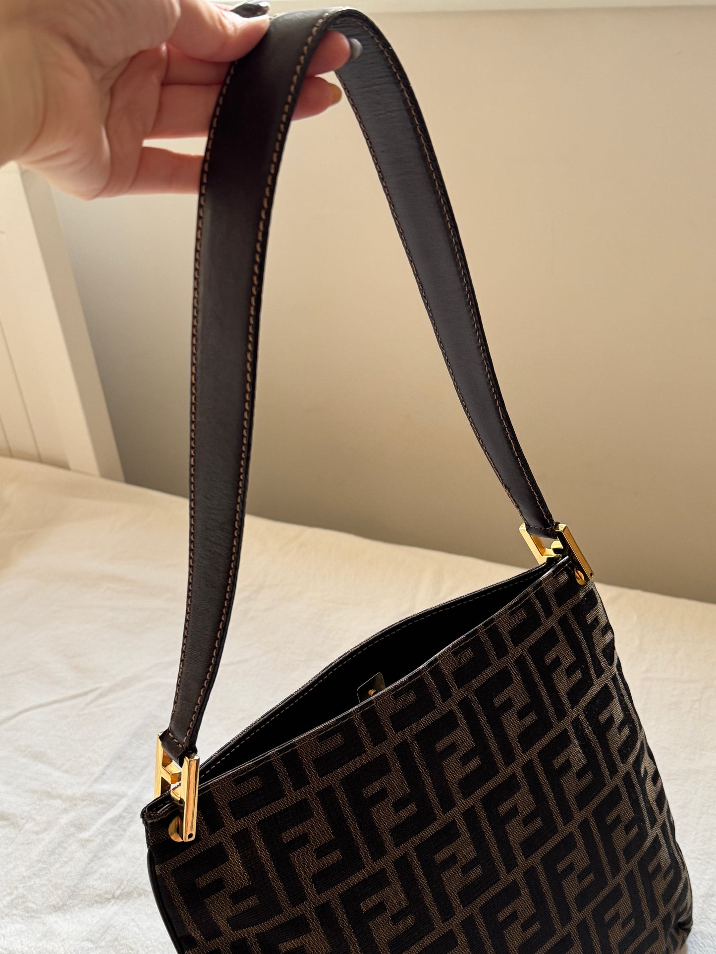 Vintage Fendi zucca square tote🫒