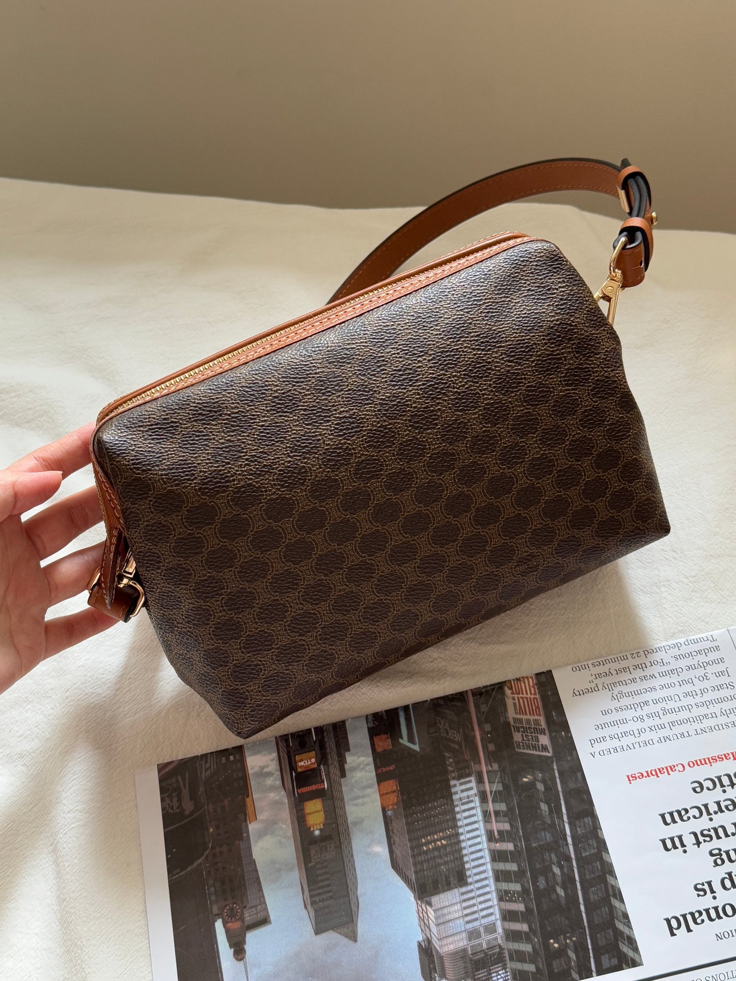 Vintage Celine macadam pouch☁️