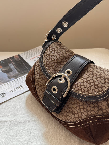 Vintage Coach老花麂皮碗豆包