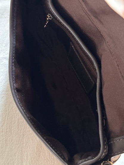 Vintage Coach老花麂皮碗豆包