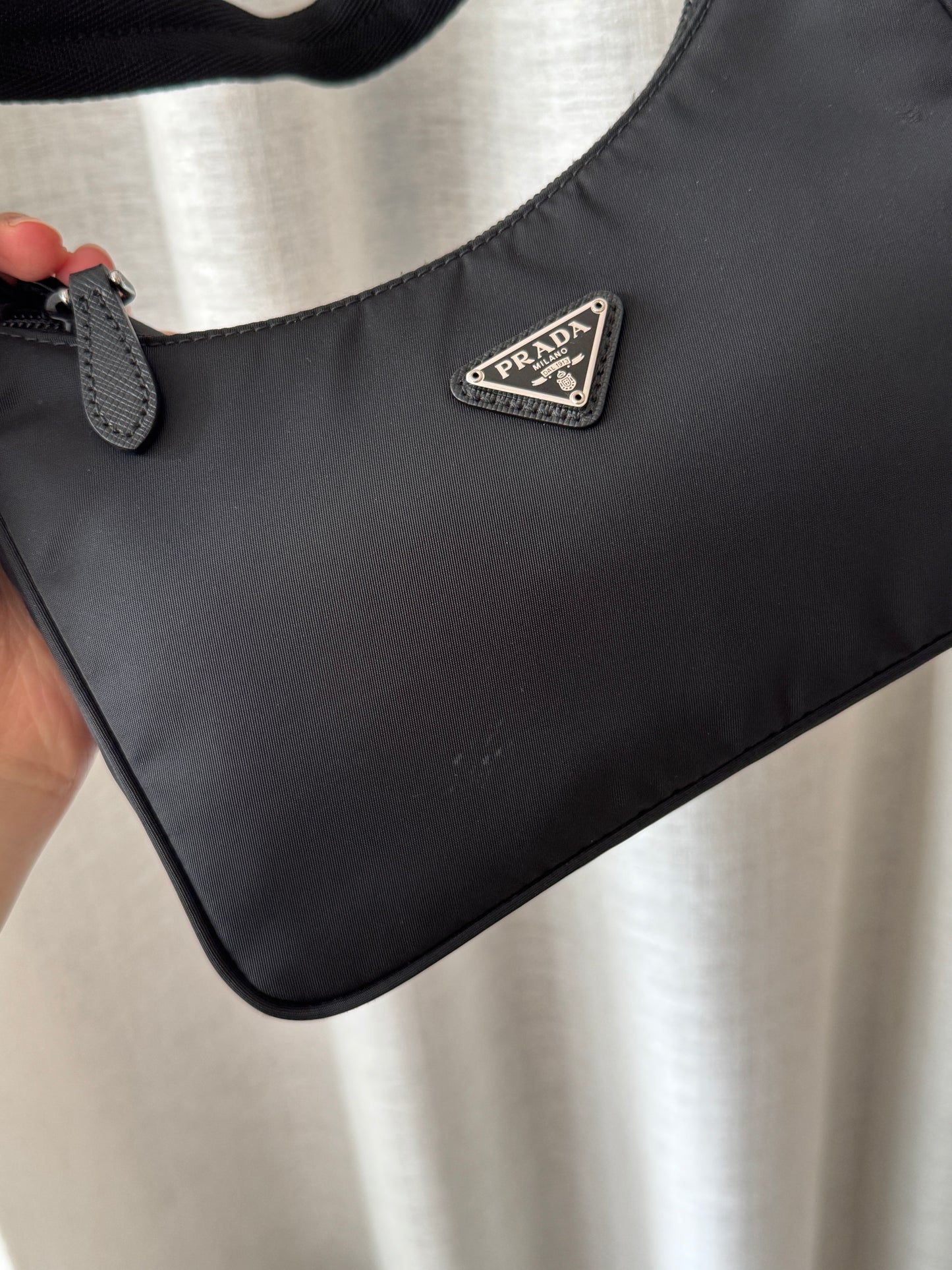 Pre-owned Prada re-edition nylon hobo🕶️