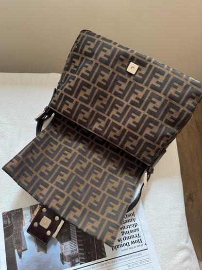 Vintage Fendi zucca mama baguette 🥖