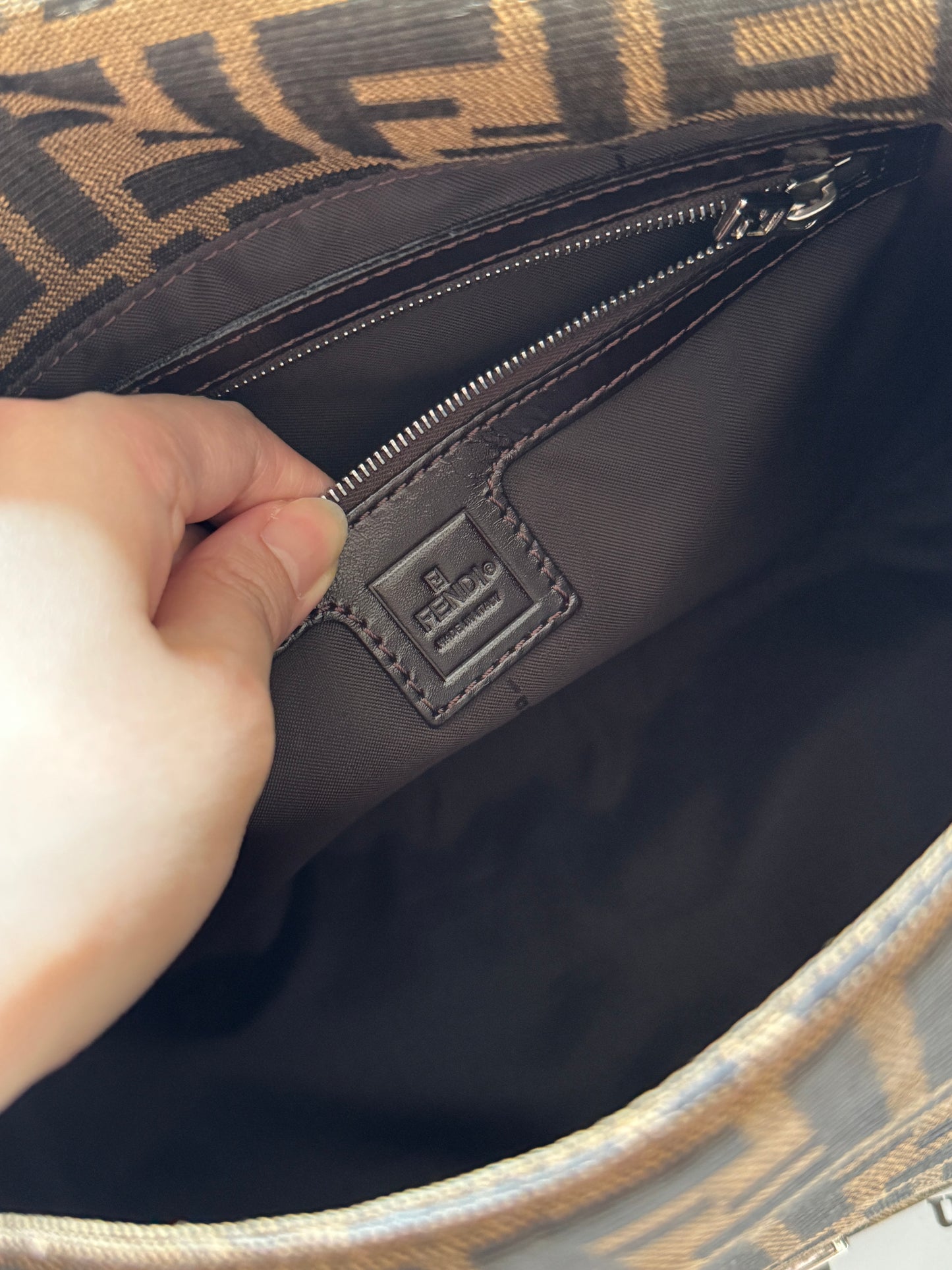 Vintage Fendi zucca mama baguette 🥖