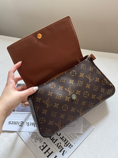 Vintage Louis Vuitton monogram looping bag🤎