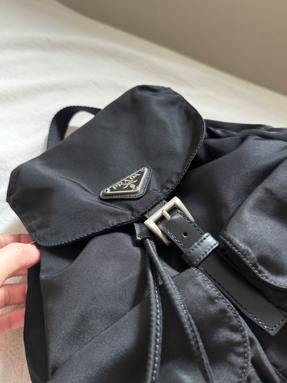 Vintage Prada classic nylon backpack🕶️