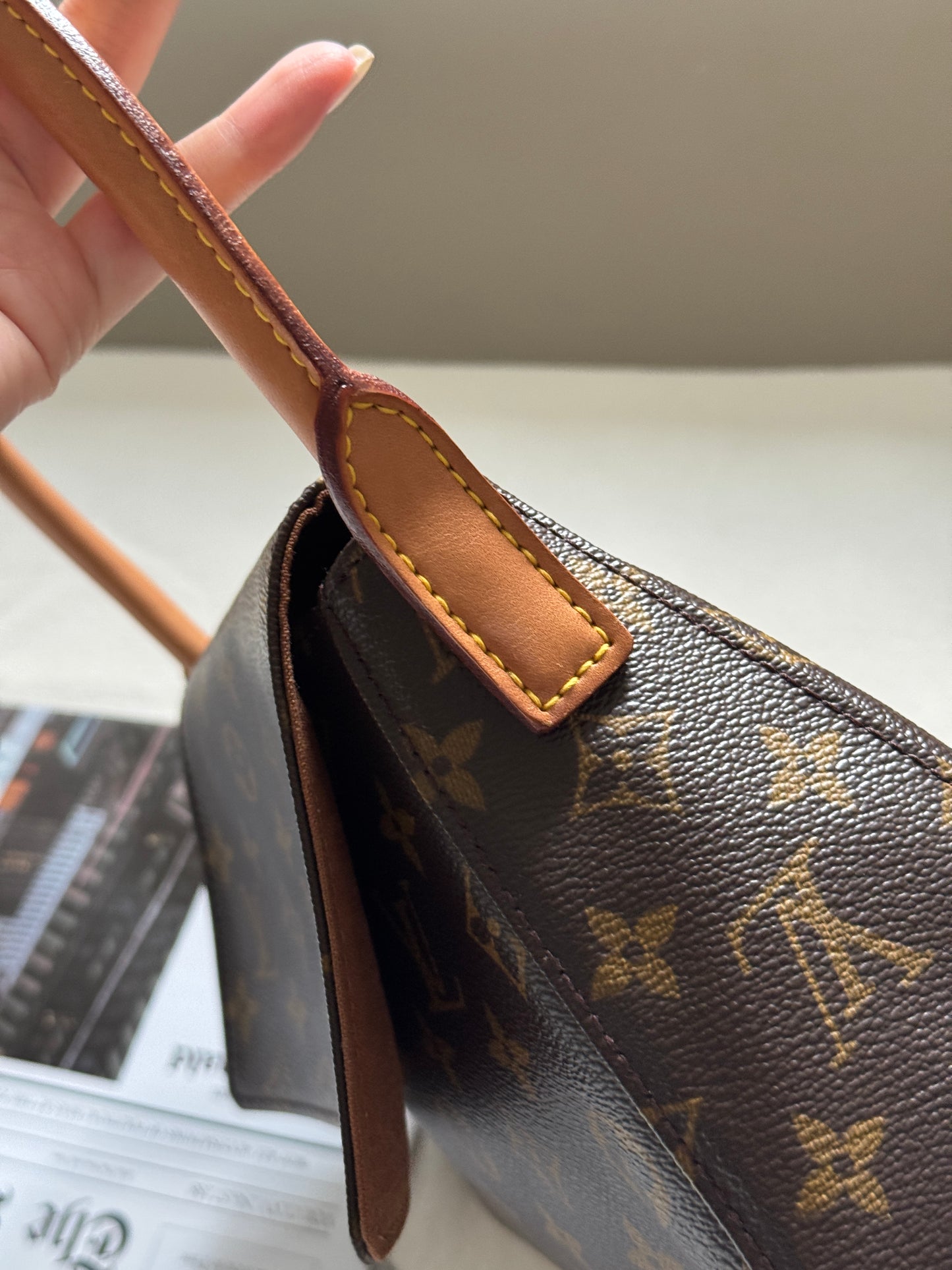 Vintage Louis Vuitton monogram looping bag🤎