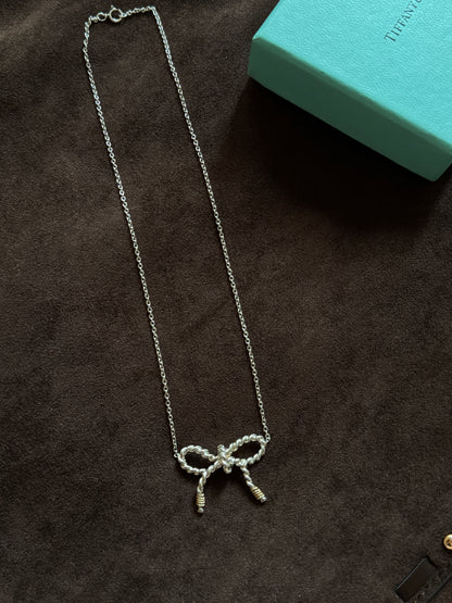 Vintage Tiffany&Co. necklace🎀
