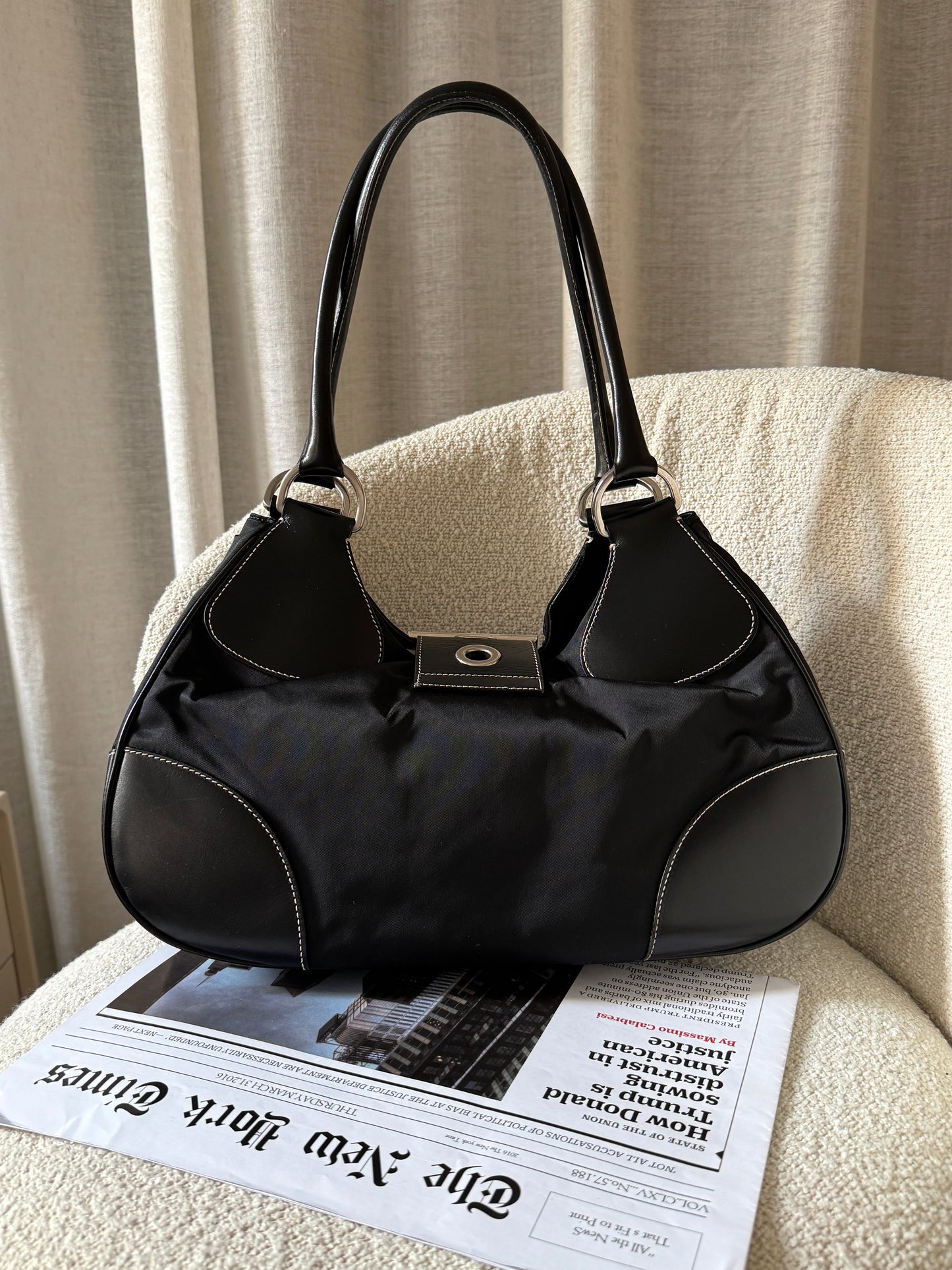 Vintage Prada 機車 buckle hobo bag🏍️