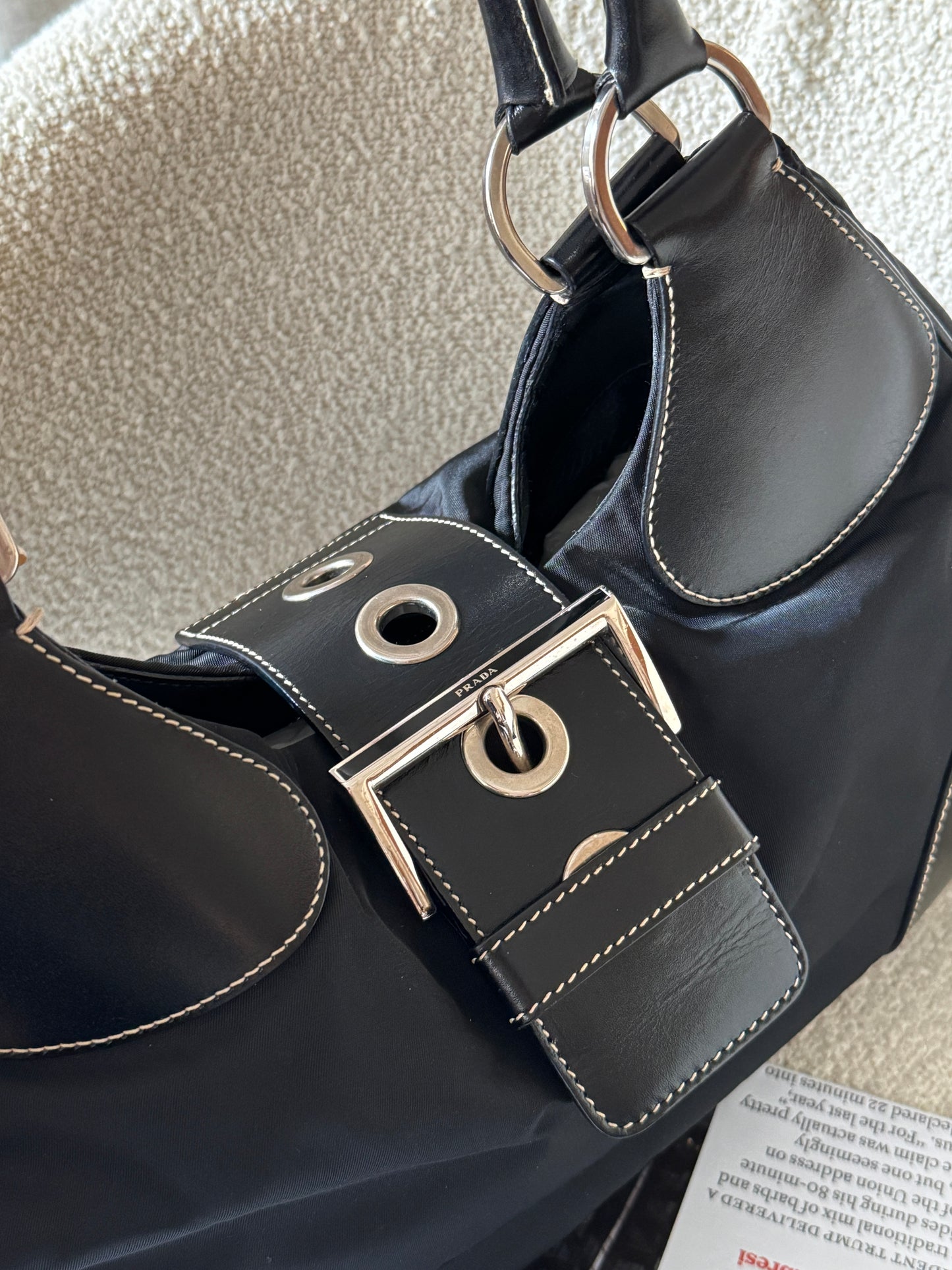 Vintage Prada 機車 buckle hobo bag🏍️