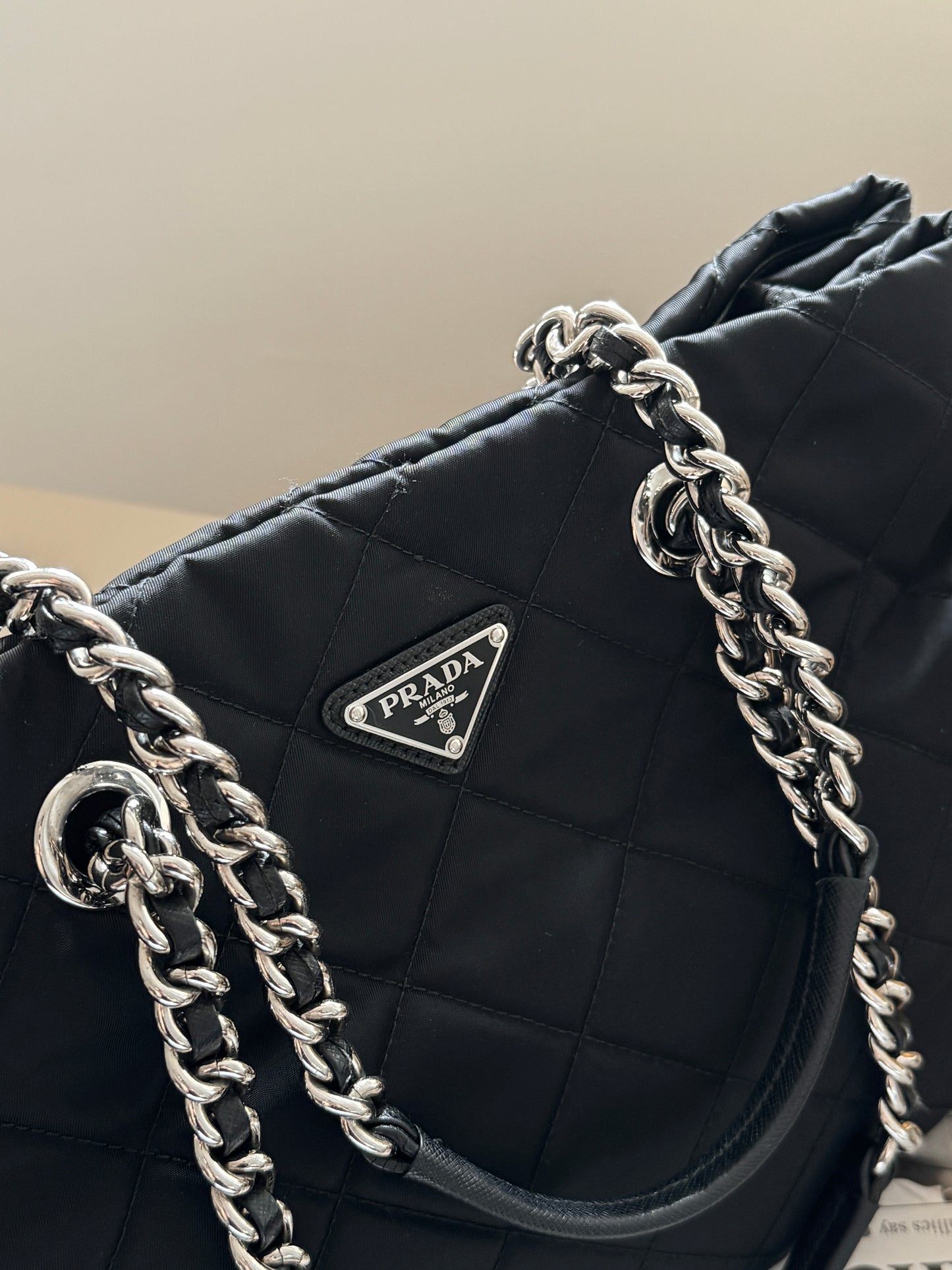 Vintage Prada nylon chain tote⛓️