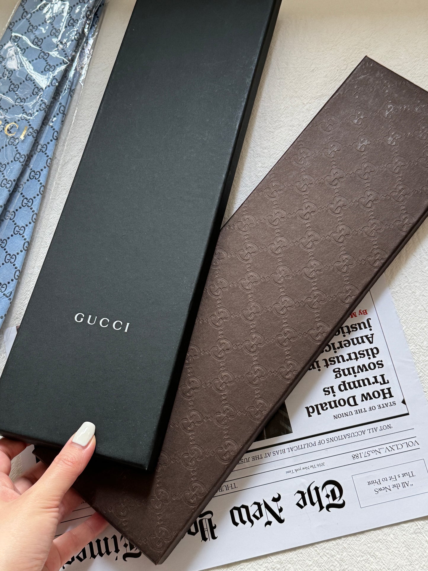 Vintage Gucci tie, with box 未使用保存品