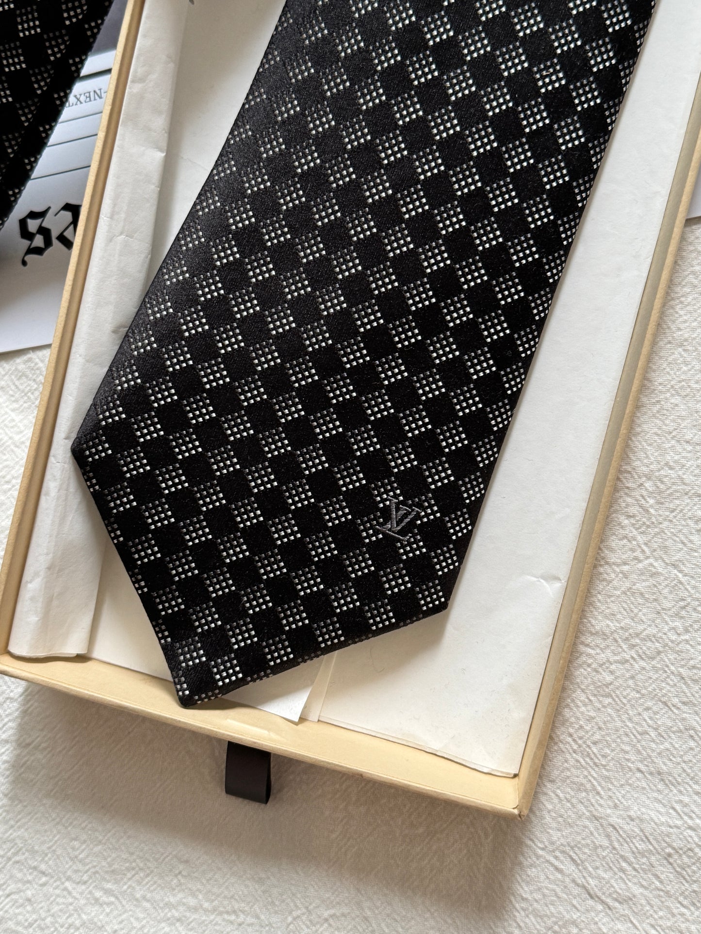 Vintage Louis Vuitton tie, with box