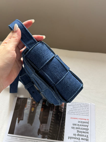 Pre-owned Bottega Veneta denim cassette crossbody