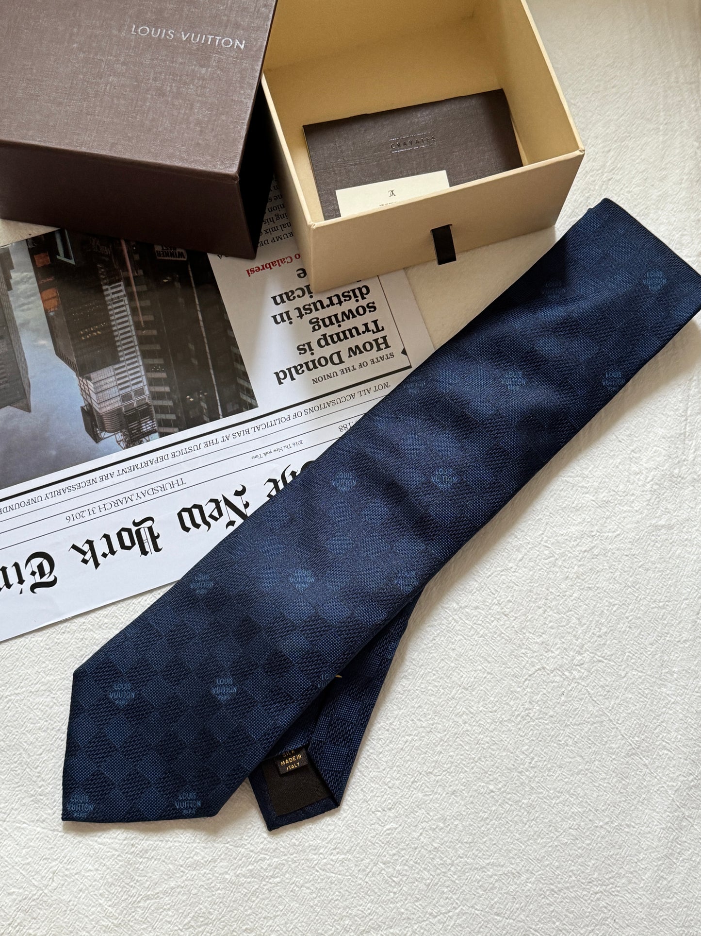 Vintage Louis Vuitton tie, with box