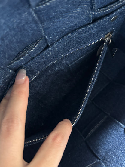 Pre-owned Bottega Veneta denim cassette crossbody