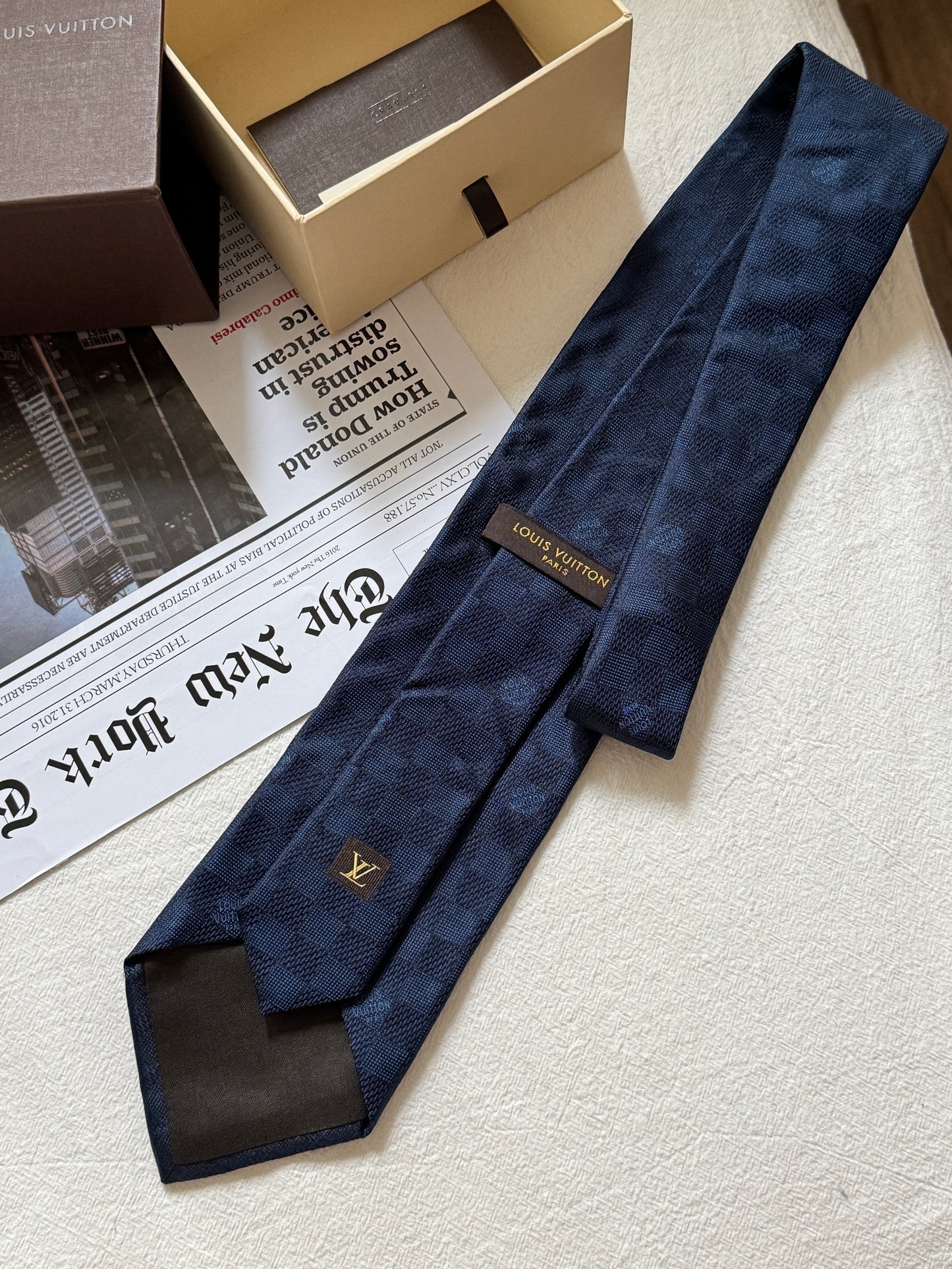 Vintage Louis Vuitton tie, with box