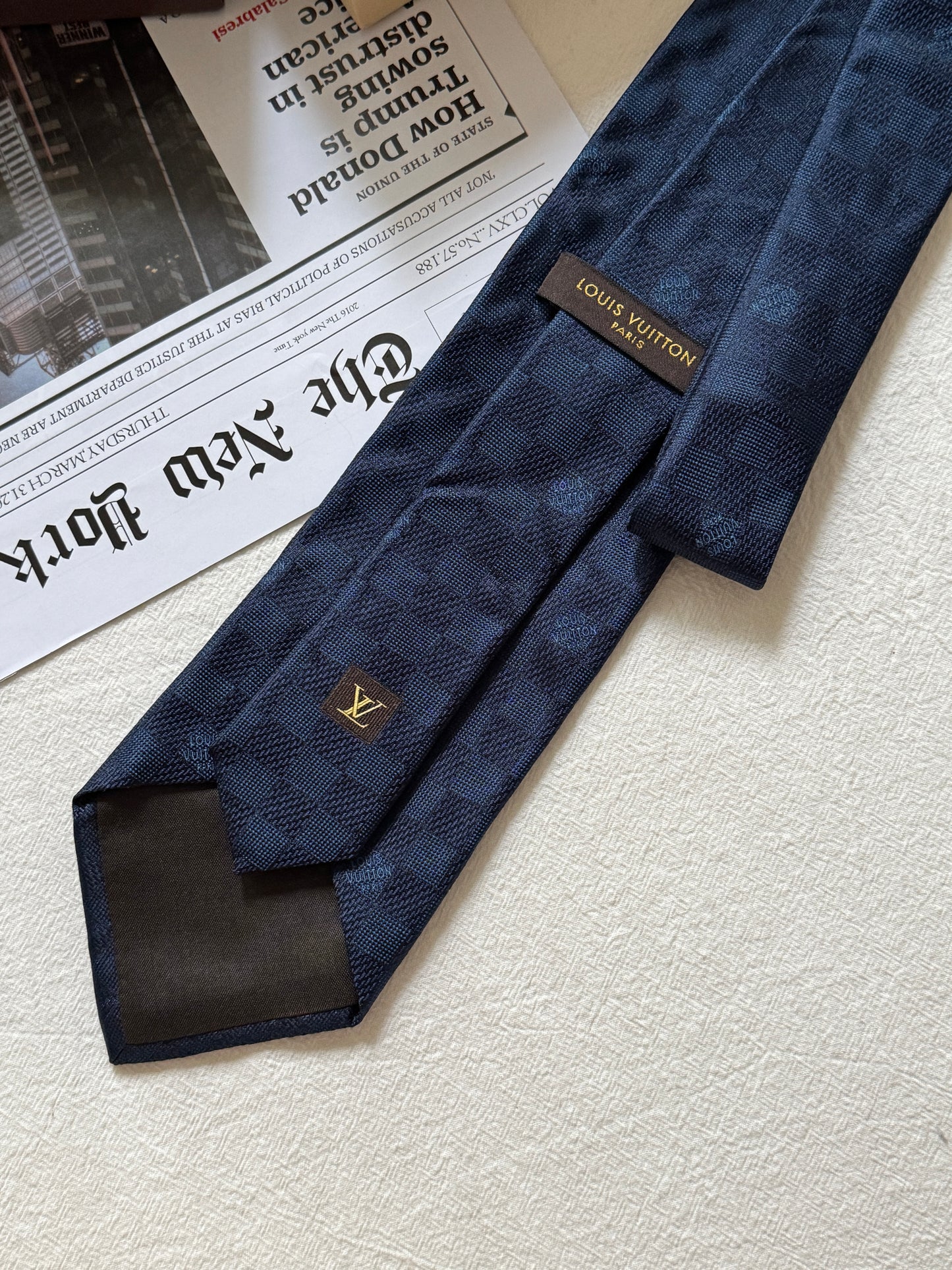 Vintage Louis Vuitton tie, with box