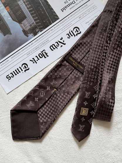 Vintage Louis Vuitton tie