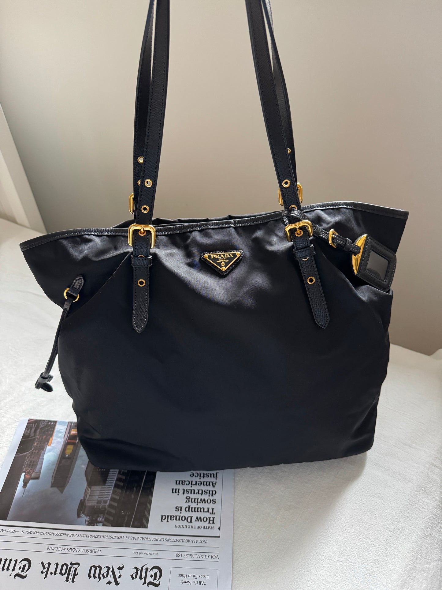 Vintage Prada 尼龍shopping tote🧺