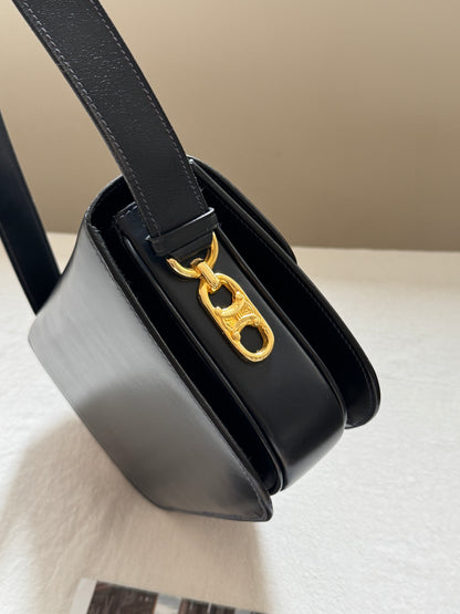 Vintage Celine horse carriage box bag🌞