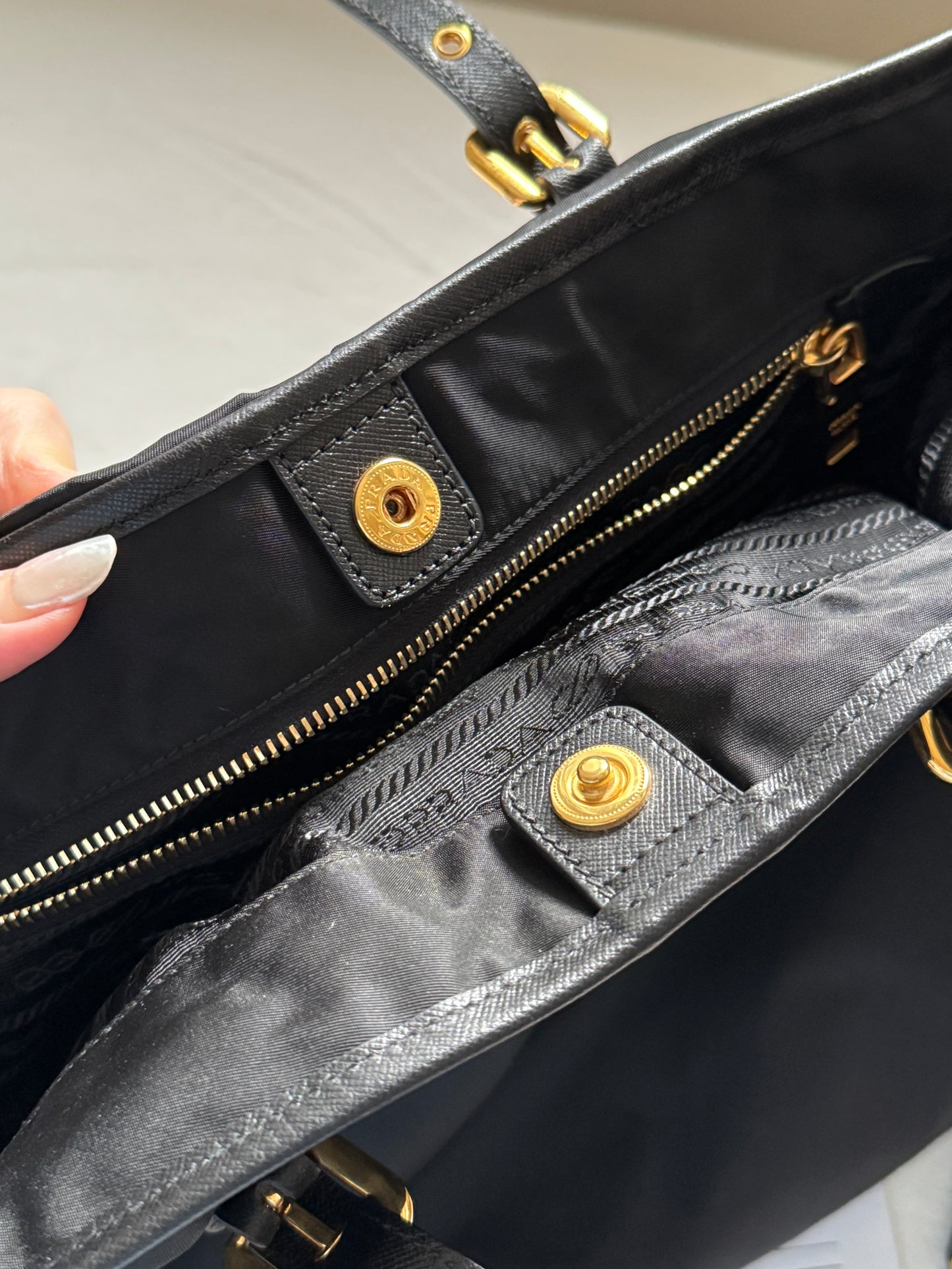 Vintage Prada 尼龍shopping tote🧺